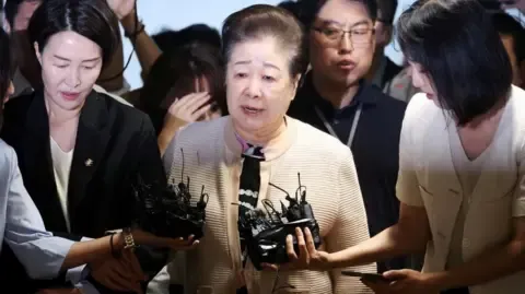 Disputed Religious Leader Dismisses Gift-giving Accusations Involving Ex-South Korea First Lady